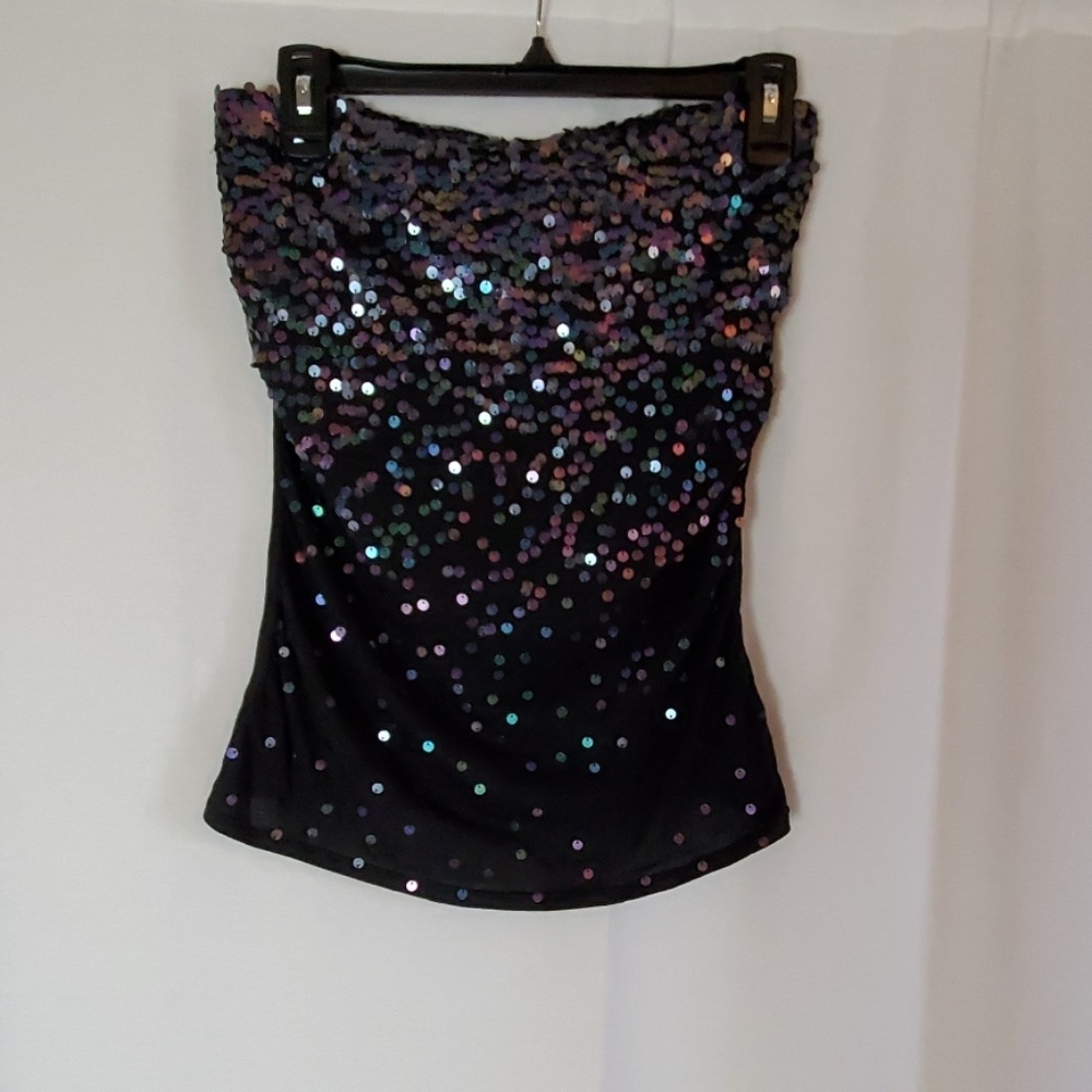 Express top with sequence... - Picture 2 of 3
